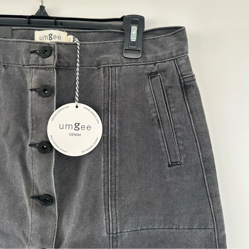 NWT Umgee Women's Gray Button-Front Skirt Size Large - Picture 2 of 9